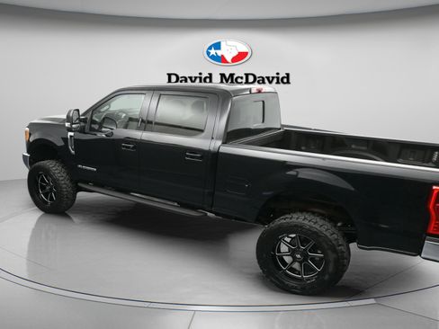 Used 2017 Ford F250 Lariat w/ Lariat Value Package AWD/4WD image 43