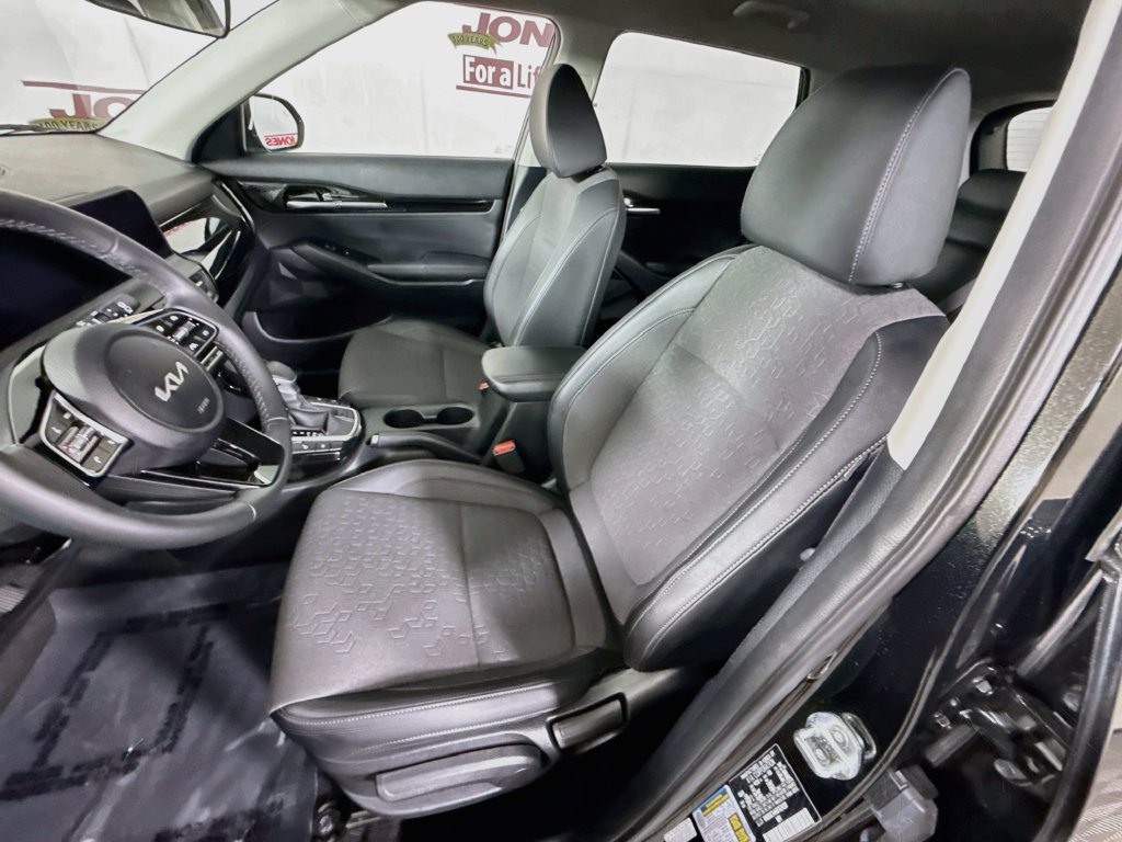 Used 2024 Kia Seltos S AWD/4WD image 26