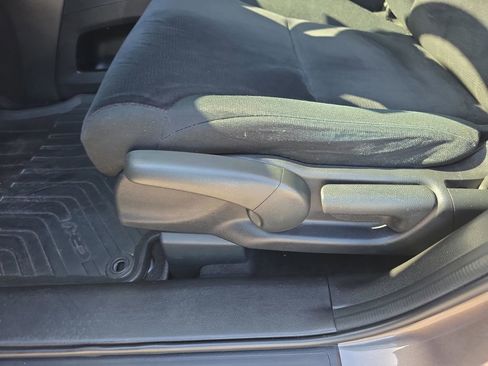 Used 2012 Honda CR-V LX image 10