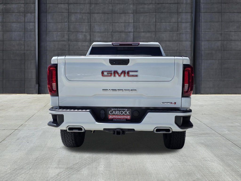 Used 2022 GMC Sierra 1500 AT4 w/ AT4 Preferred Package AWD/4WD image 4
