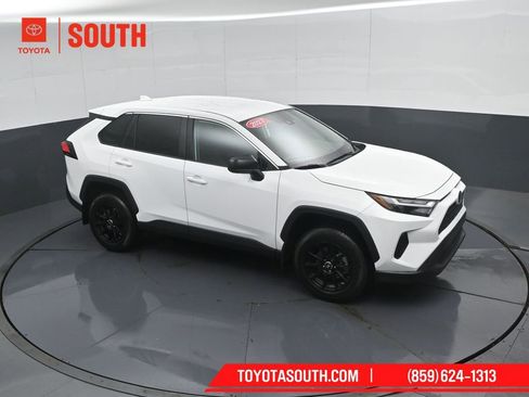 Used 2023 Toyota RAV4 LE FWD image 45
