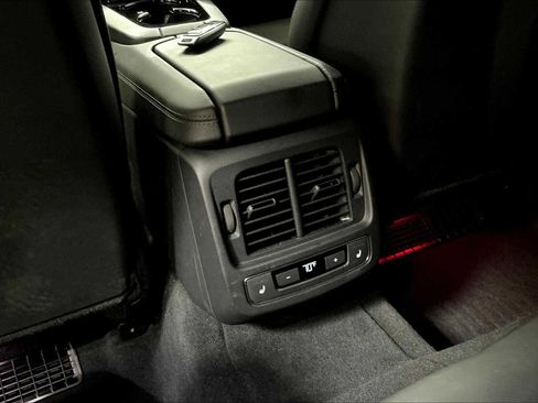 Used 2023 Audi RS e-tron GT w/ Carbon Performance Package image 33