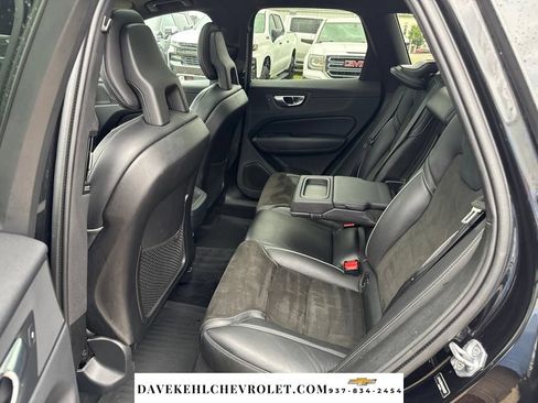 Used 2019 Volvo XC60 T6 R-Design AWD/4WD image 22