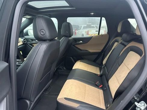 New 2026 Chevrolet Equinox ACTIV image 4