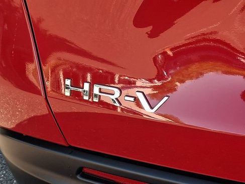 Certified 2024 Honda HR-V Sport image 31