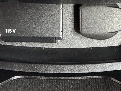 Used 2021 Mercedes-Benz GLC 300 4MATIC w/ AMG Line image 84