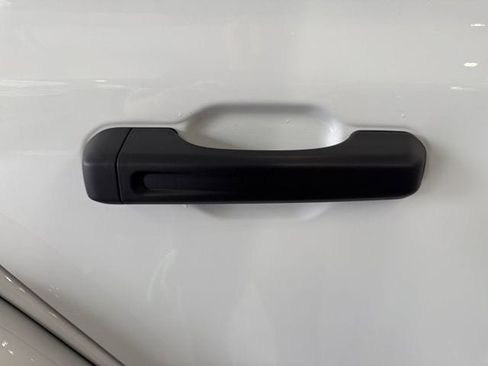 New 2025 Jeep Wrangler Unlimited Rubicon 392 image 18