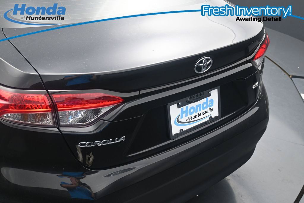 Used 2026 Toyota Corolla LE FWD image 16