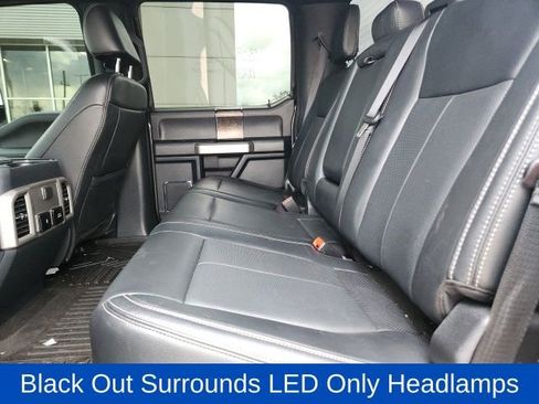 Used 2022 Ford F250 Lariat w/ Black Appearance Package image 18