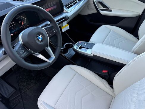 New 2026 BMW X1 xDrive28i w/ Technology Package image 4