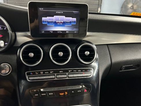 Used 2015 Mercedes-Benz C 300 Sport image 15