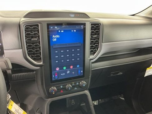 Used 2025 Ford Ranger XL w/ Trailer Tow Package image 17