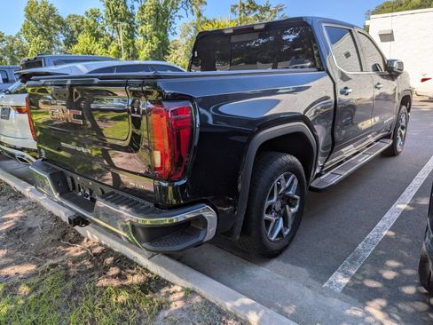 Used 2023 GMC Sierra 1500 SLT RWD image 2