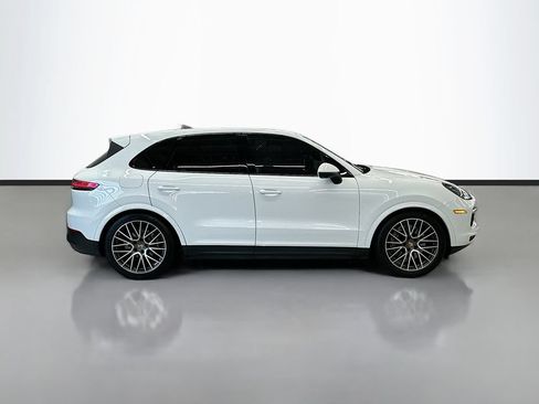 Certified 2022 Porsche Cayenne AWD/4WD image 8