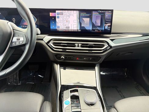 Used 2023 BMW i4 eDrive35 RWD image 19