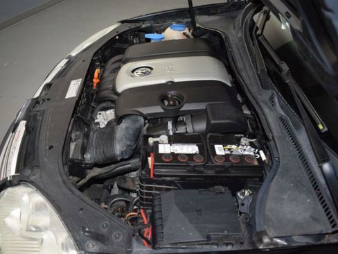 Used 2009 Volkswagen Jetta S image 10