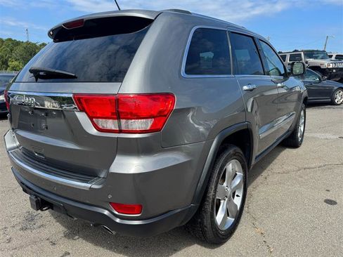 Used 2013 Jeep Grand Cherokee Overland image 6
