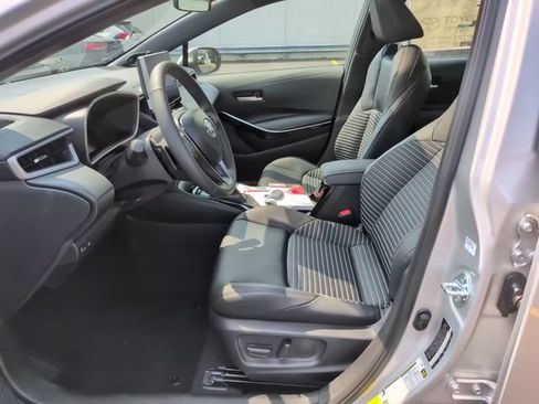 Used 2026 Toyota Corolla XSE FWD image 12