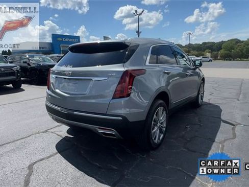 Certified 2025 Cadillac XT5 Premium Luxury image 8