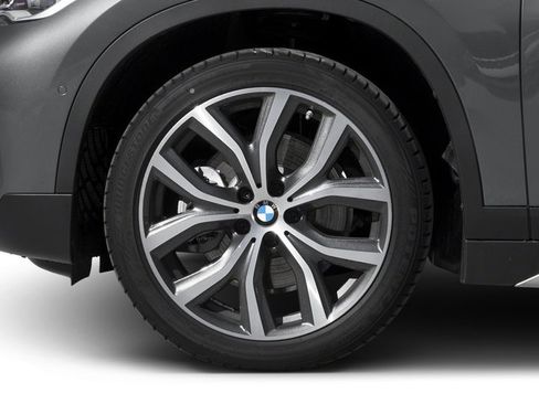 Used 2017 BMW X1 sDrive28i FWD image 11