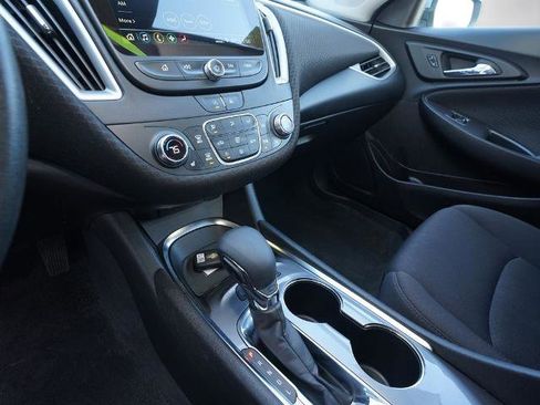 Used 2024 Chevrolet Malibu LT FWD image 10