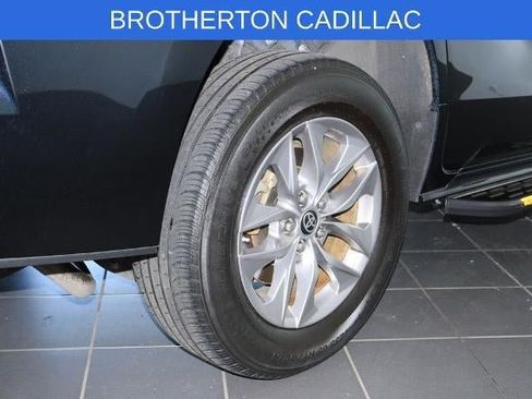 Used 2022 Toyota Sienna LE FWD image 14