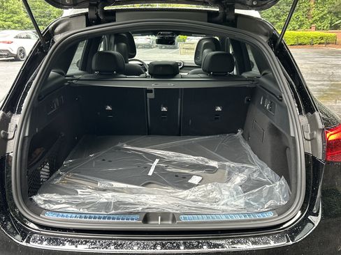 New 2026 Mercedes-Benz GLC 300 image 9
