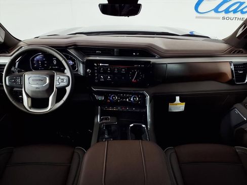 New 2026 GMC Sierra 1500 Denali w/ Denali Reserve Package image 19