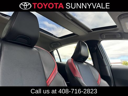 Used 2024 Toyota Prius Prime Premium FWD image 19
