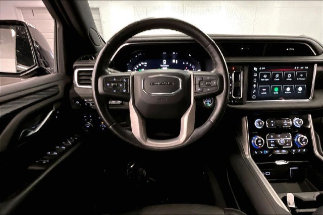 Used 2022 GMC Yukon Denali AWD/4WD image 6