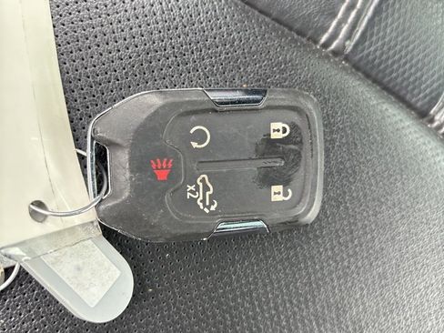 Used 2021 Chevrolet Silverado 2500 High Country w/ Z71 Off-Road Package image 60