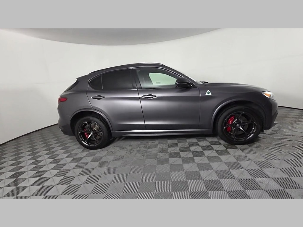 Used 2022 Alfa Romeo Stelvio Quadrifoglio w/ Active Assist Plus Package AWD/4WD image 40