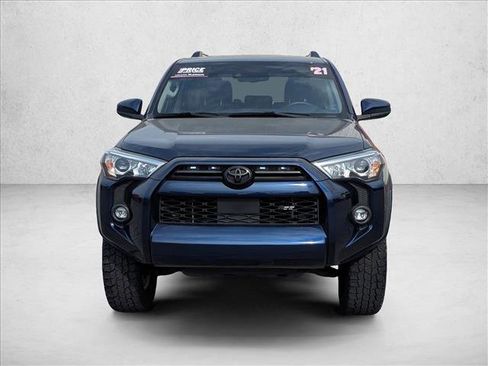 Used 2021 Toyota 4Runner SR5 AWD/4WD image 2