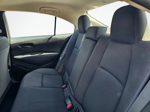Used 2023 Toyota Corolla LE FWD image 28