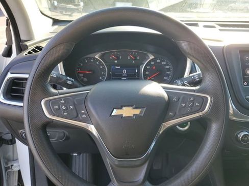 Used 2020 Chevrolet Equinox LT image 27