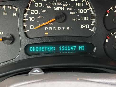 Used 2006 Chevrolet Silverado 2500 LT w/ Skid Plate Package image 23