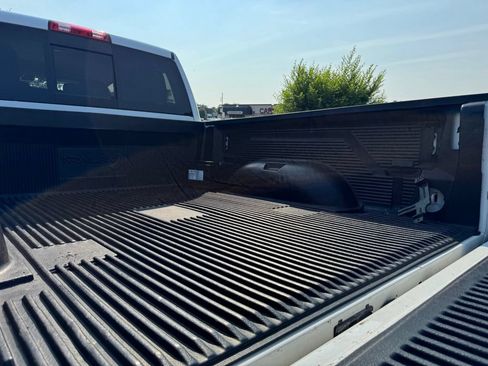 Used 2022 RAM 2500 Laramie AWD/4WD image 8