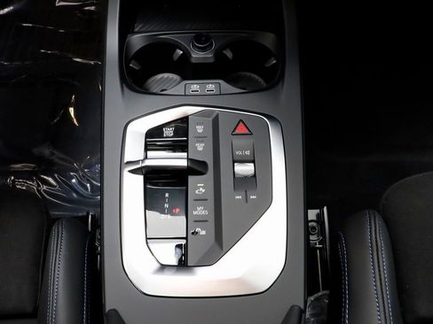 Used 2025 BMW M235i xDrive w/ M Performance Package image 13