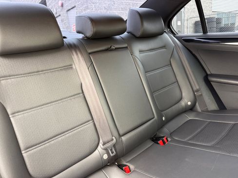 Used 2018 Volkswagen Jetta Sport image 18