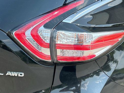 Used 2017 Nissan Murano SL w/ SL Technology Package AWD/4WD image 11
