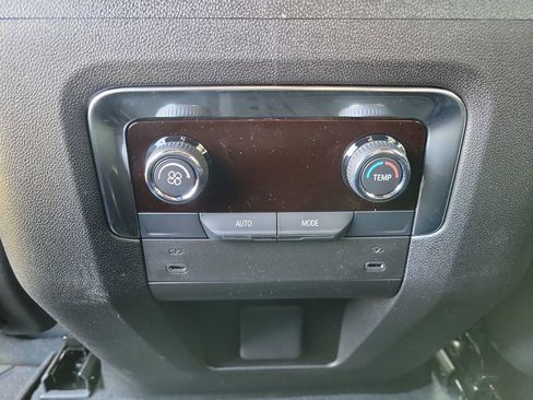 New 2026 Chevrolet Tahoe LS image 11