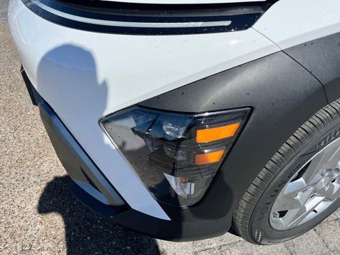 New 2026 Hyundai Kona SE FWD image 13