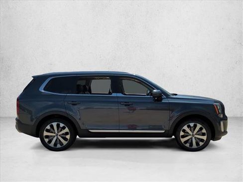 Used 2022 Kia Telluride EX w/ EX Premium Package FWD image 4