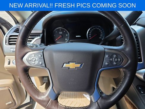 Used 2019 Chevrolet Suburban Premier AWD/4WD image 11
