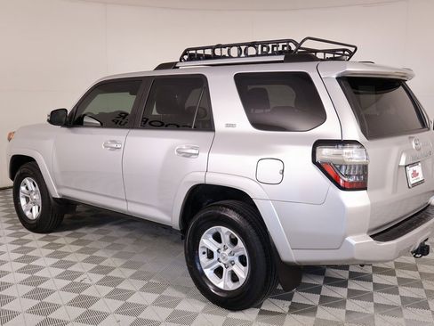 Used 2022 Toyota 4Runner SR5 Premium w/ Moonroof Package image 25
