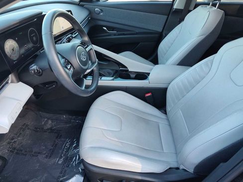 Certified 2023 Hyundai Elantra Limited image 6