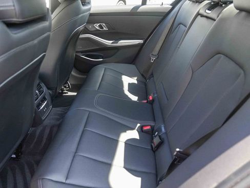 Used 2025 BMW M340i Sedan RWD image 19