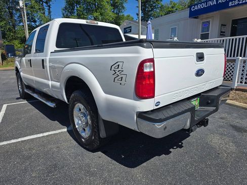Used 2015 Ford F250 XLT w/ XLT Value Package AWD/4WD image 4