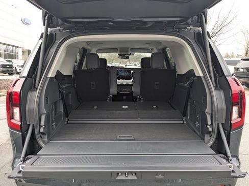 New 2026 Ford Expedition Active RWD image 13