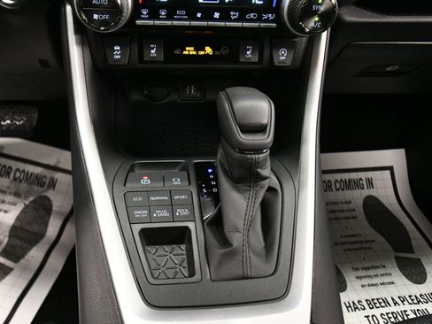 Used 2025 Toyota RAV4 XLE image 16